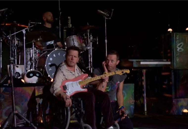 Michael J. Fox junto a Coldplay 