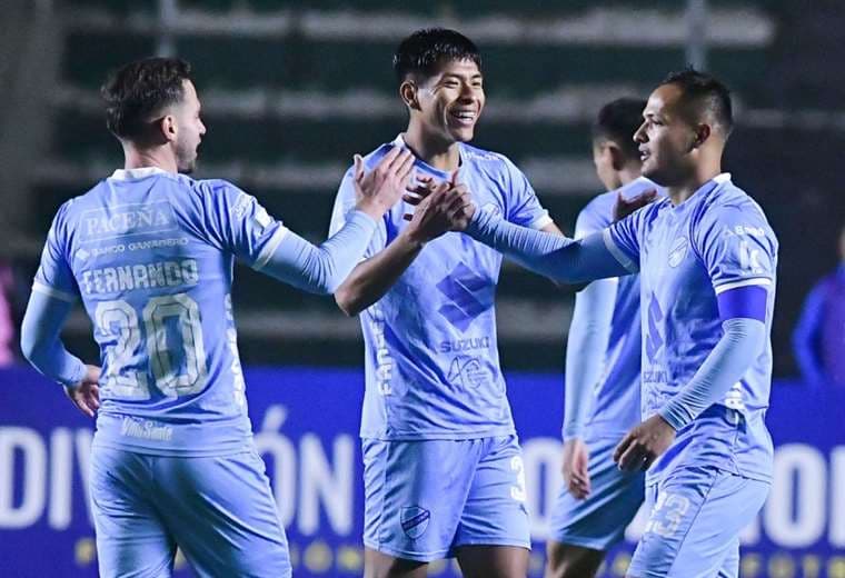 Bolívar se aleja más en la punta tras vencer (3-0) a Independiente